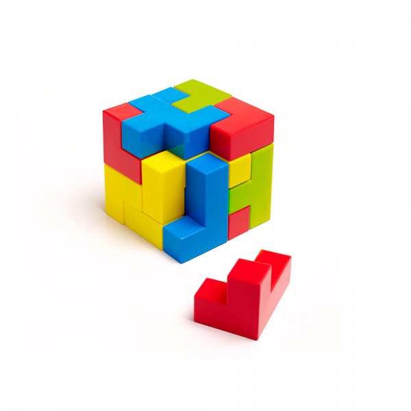 drewniane klocki z których można złożyć sześcian